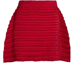 SID NEIGUM DOUBLE PLEATED MINI SKIRT Red Valentine’s Day Vacation Date Look